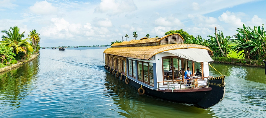 Kerala landscapes hills backwaters beaches